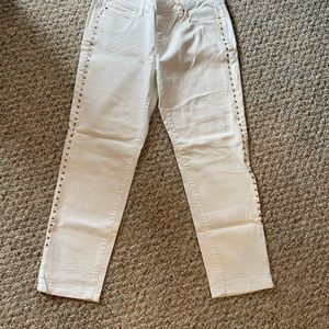 Jennifer Lopez white jeans